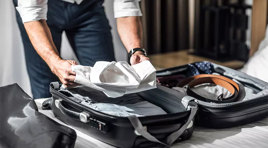 مسافرون من رجال الأعمال