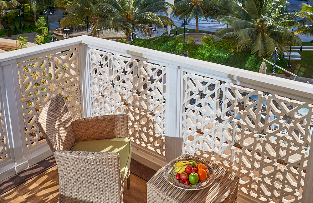 جناح تنفيذي مع شرفة