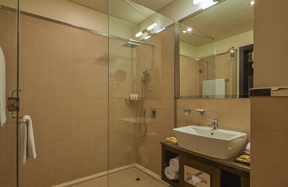 جناح جونيور