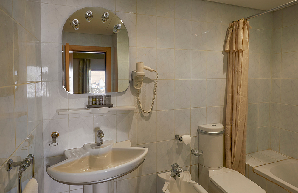 غرفة قياسية