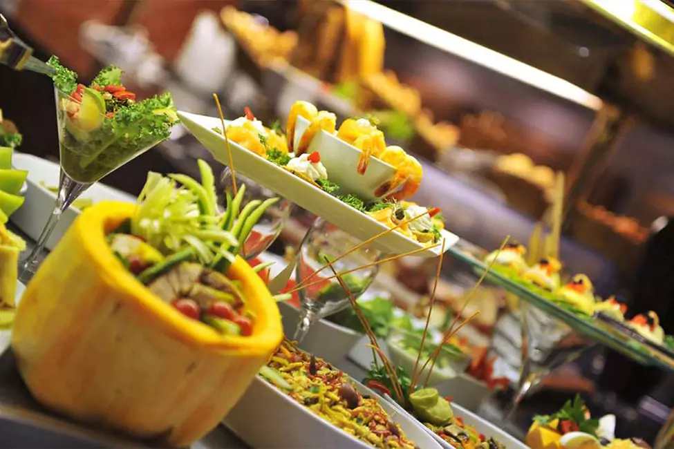 العشاء والترفيه